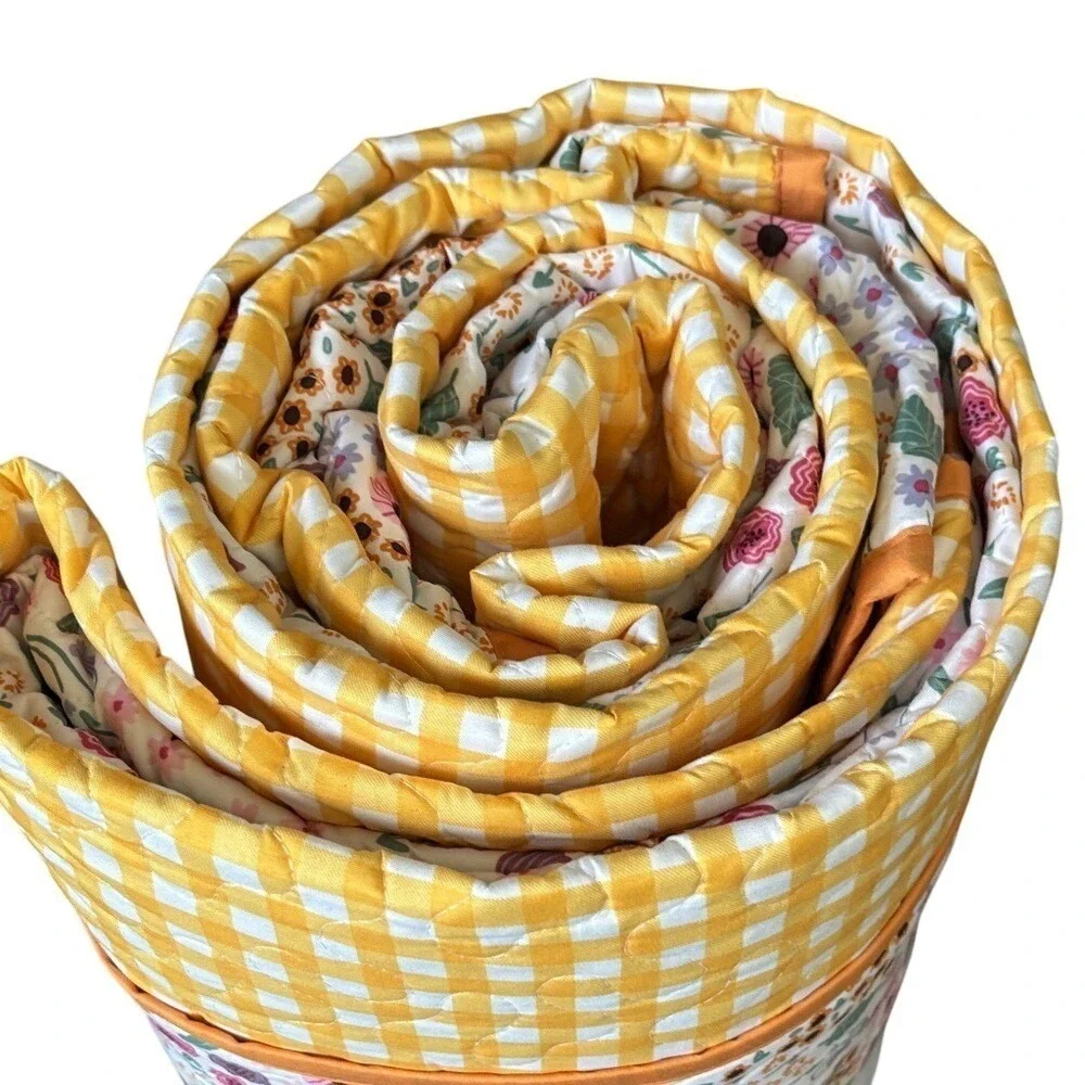 The Big One Kids Flower Checkered 3 Piece Reversible Comforter Quilt Full/Queen